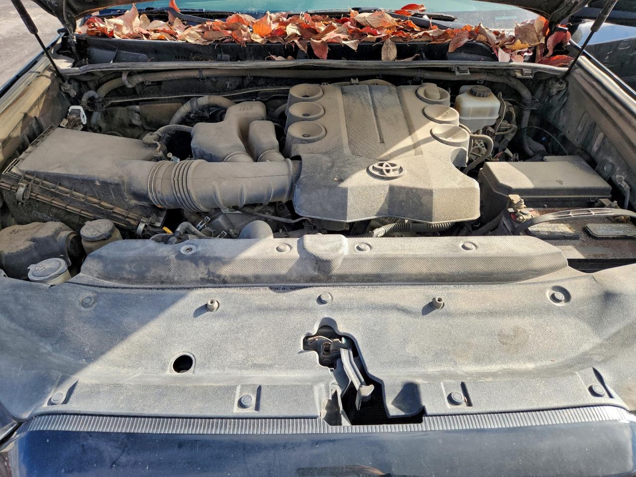 TOYOTA 4RUNNER SR5/SR5 PREMIUM