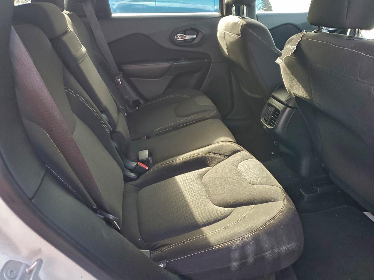 JEEP GRAND CHEROKEE LATITUDE