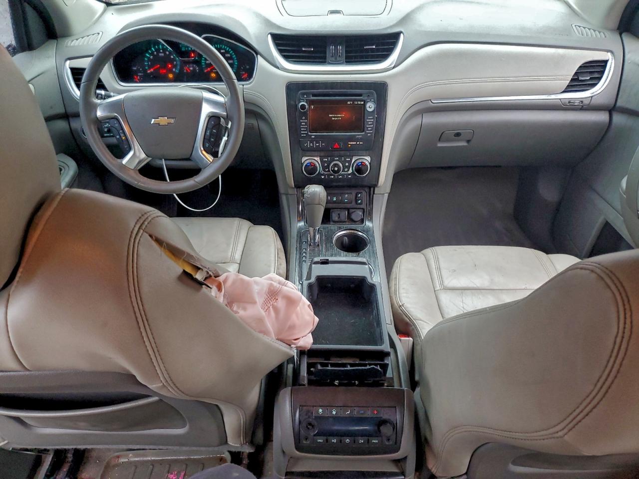 CHEVROLET TRAVERSE LT