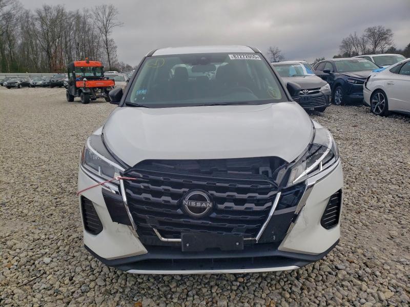2024 NISSAN KICKS S #3297956795