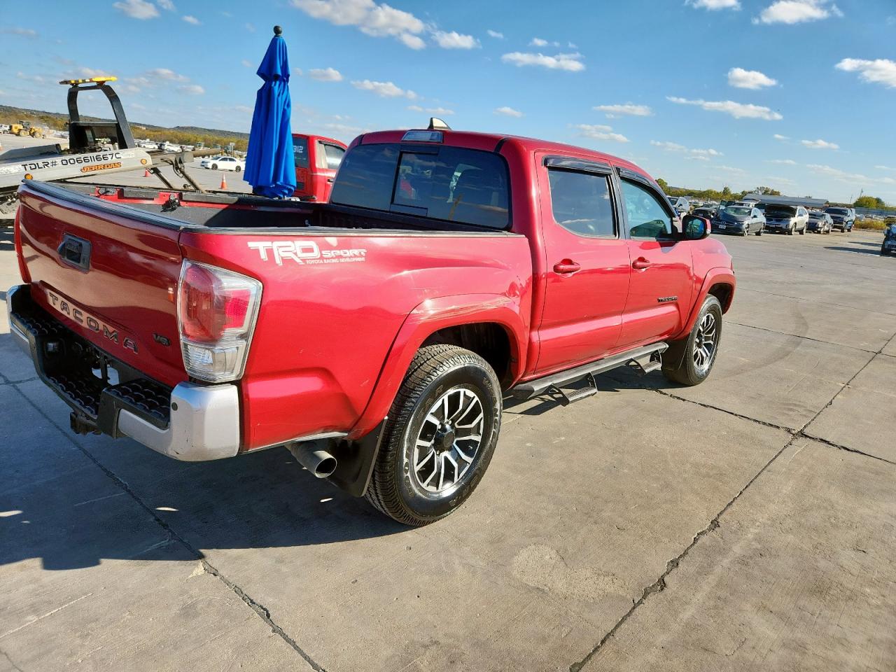 Lot #3309180619 2020 TOYOTA TACOMA DOU