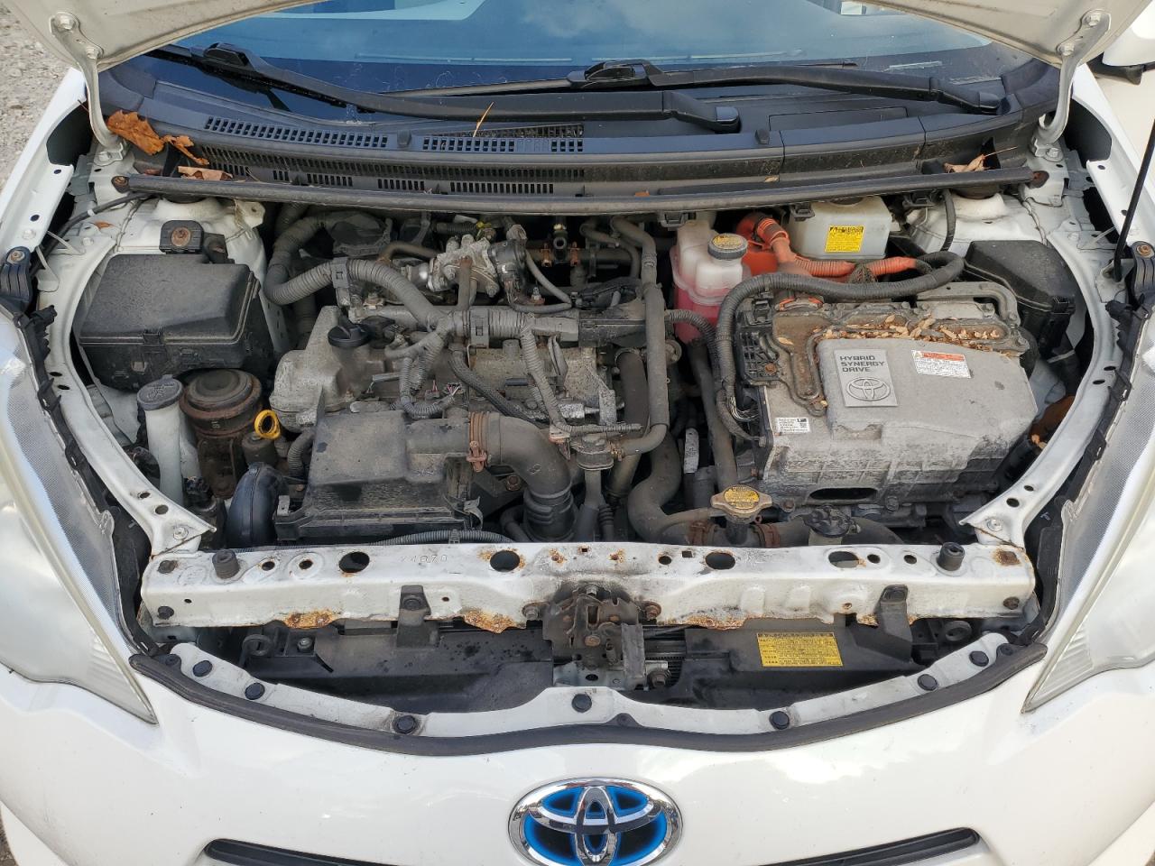 TOYOTA PRIUS C
