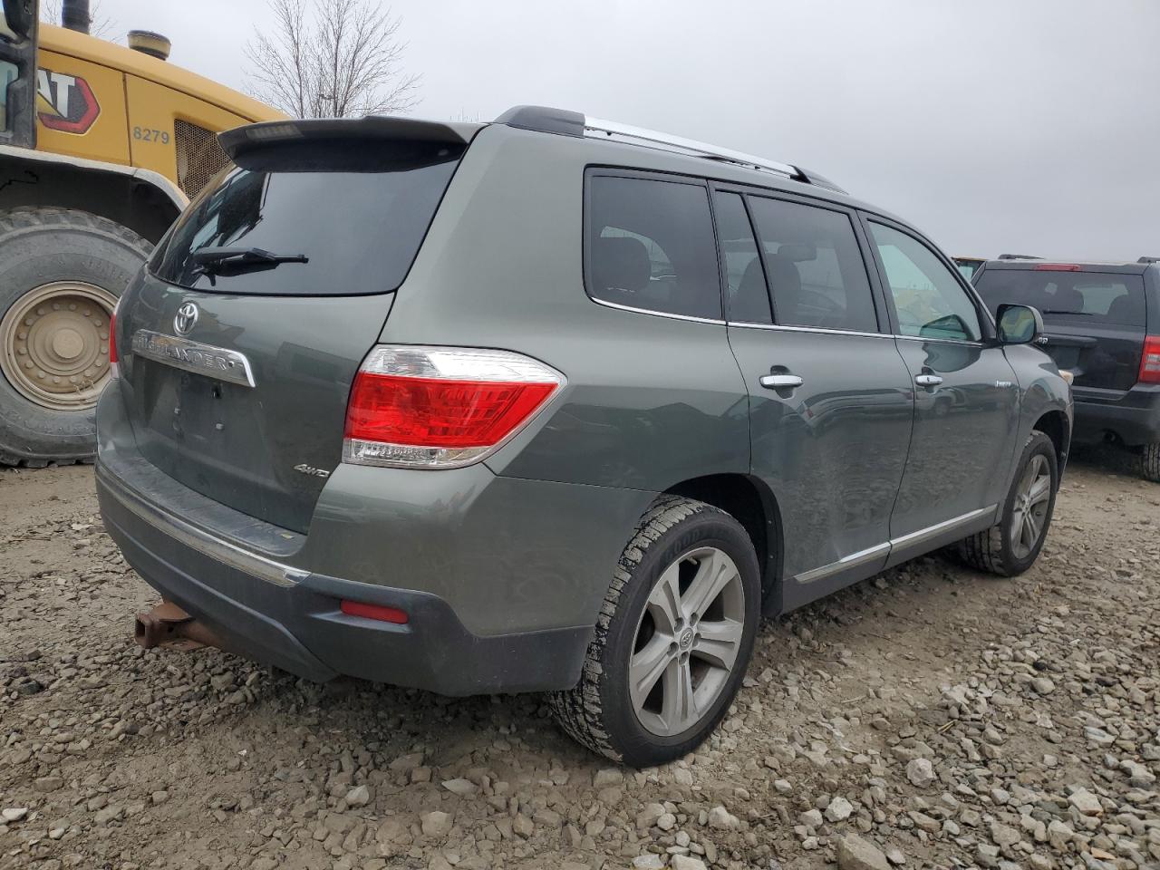 TOYOTA HIGHLANDER LIMITED