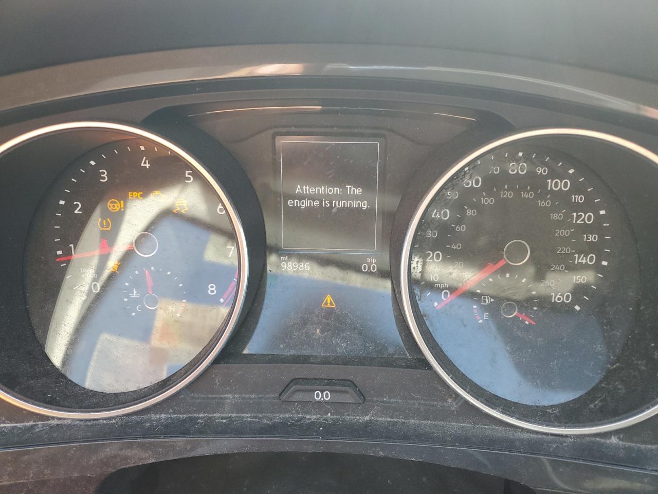 VOLKSWAGEN TIGUAN SE