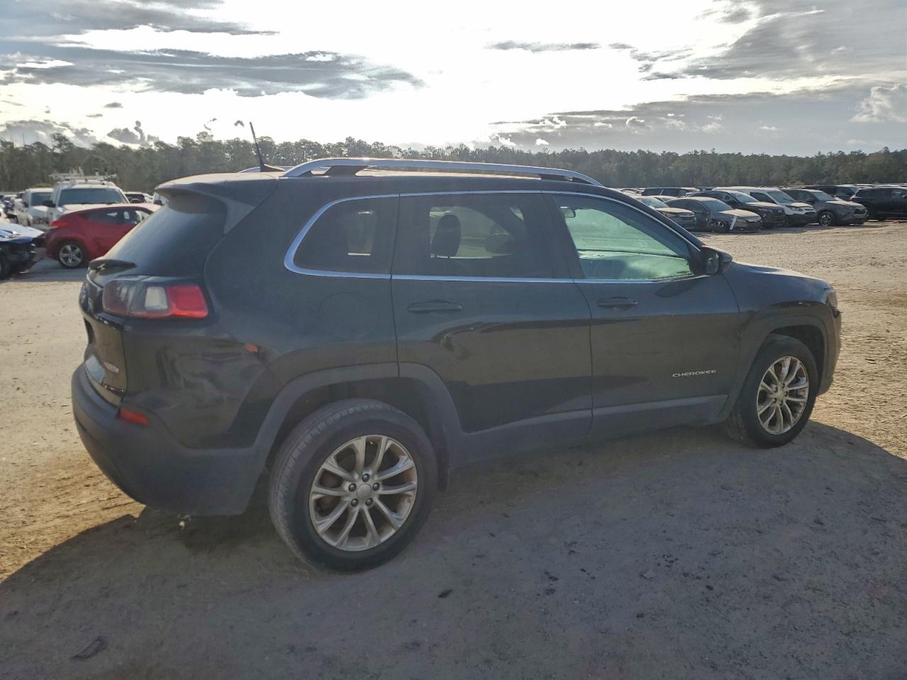 Lot #3315679776 2019 JEEP CHEROKEE L