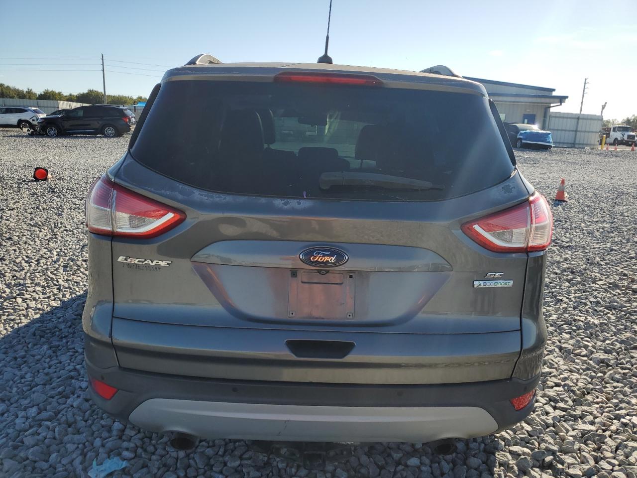 FORD ESCAPE SE