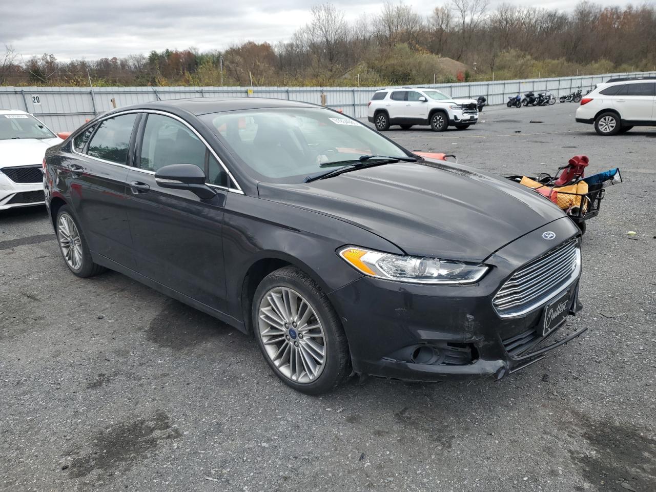 FORD FUSION SE