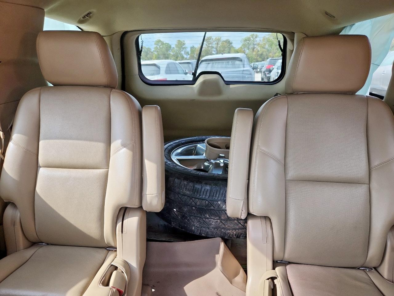 CHEVROLET TAHOE C1500 LTZ