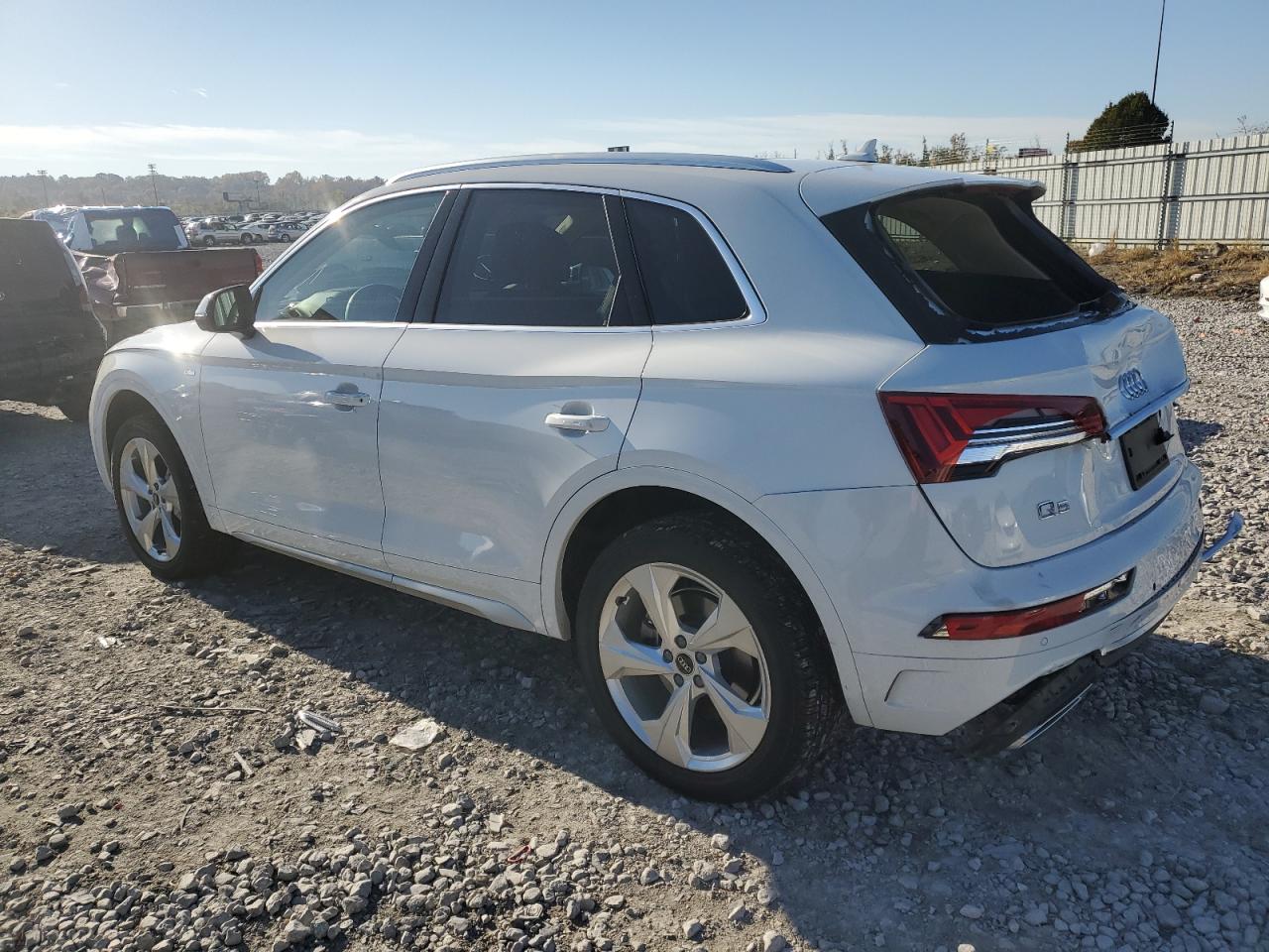 AUDI Q5 PREMIUM PLUS 45