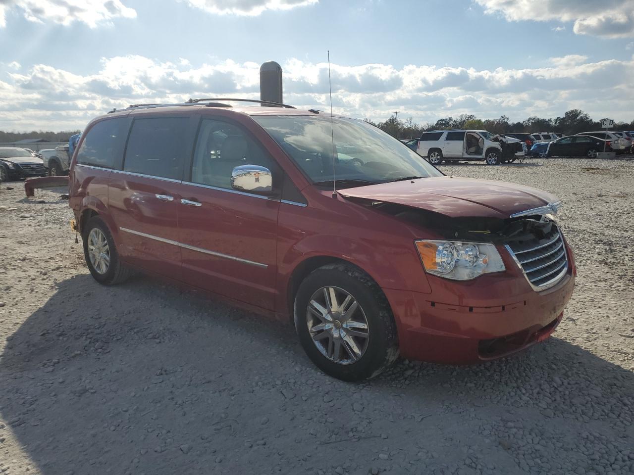 CHRYSLER TOWN & COUNTRY LIMITED