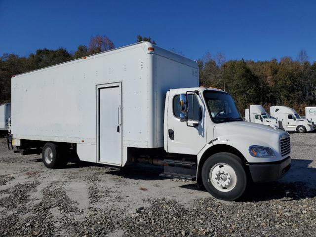 Global Auto Auctions: 2013 FREIGHTLINER M2 106 MED