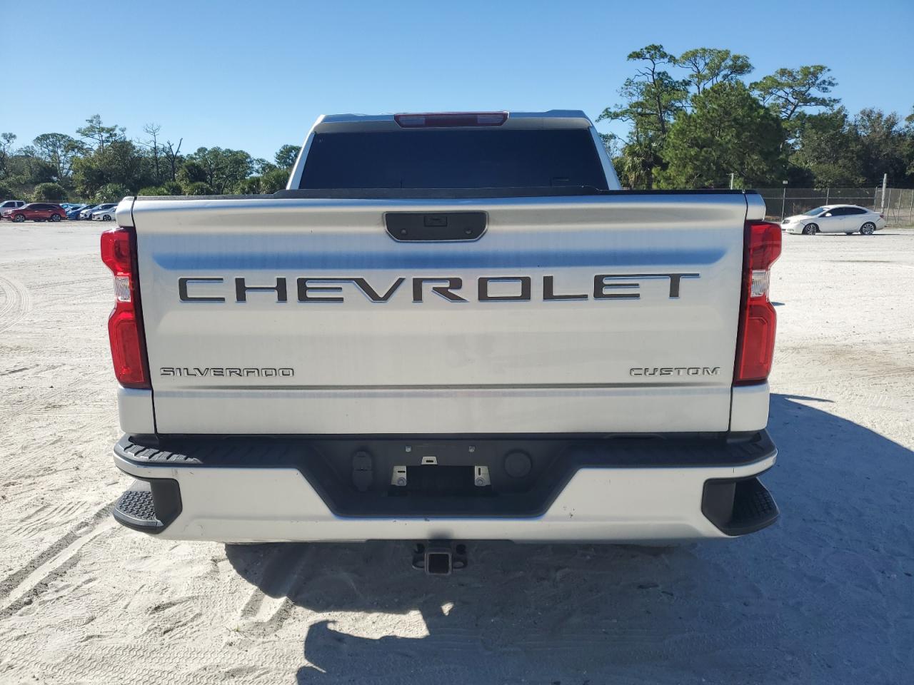 CHEVROLET SILVERADO C1500 CUSTOM