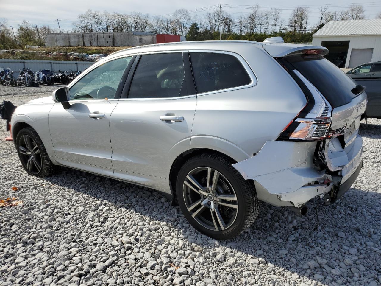 VOLVO XC60 T5