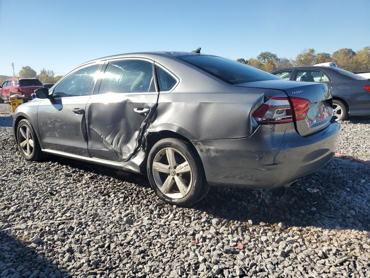 VOLKSWAGEN PASSAT SE