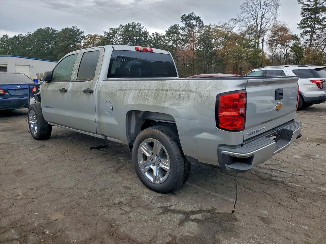 CHEVROLET SILVERADO C1500 CUSTOM
