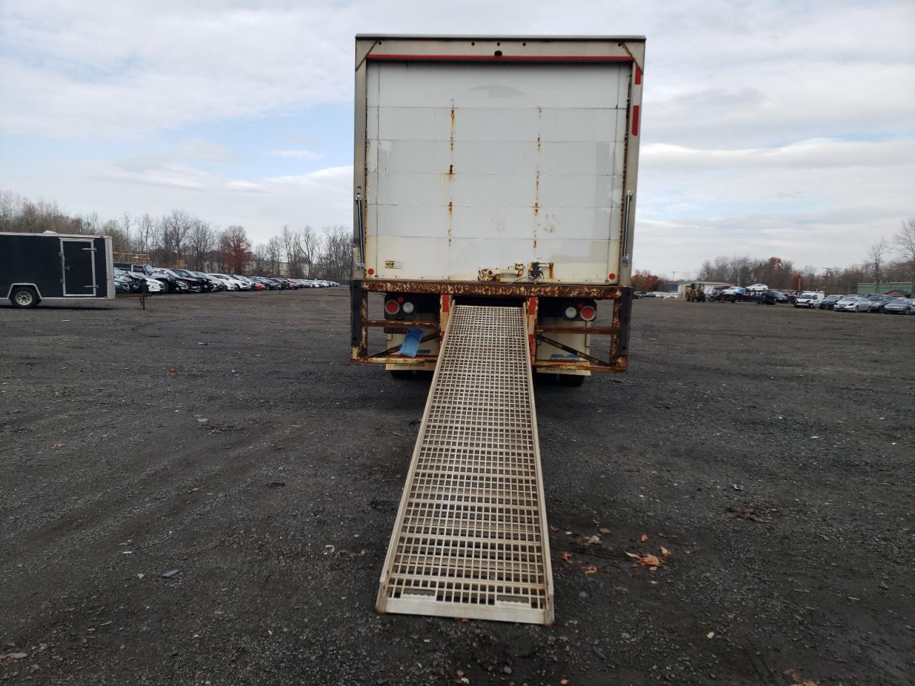 Lot #3293282440 2018 FREIGHTLINER M2