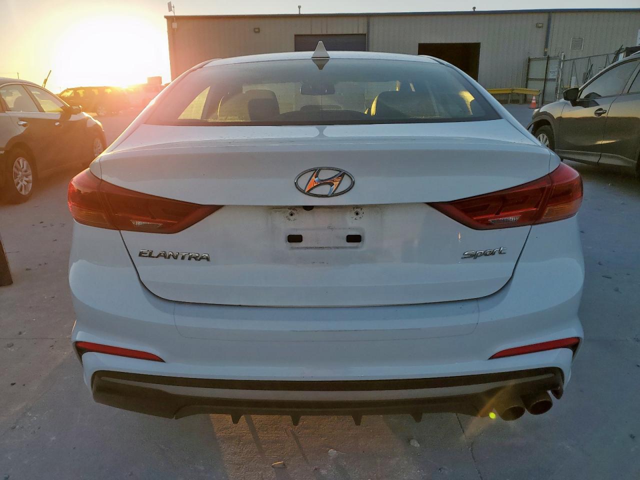 HYUNDAI ELANTRA SPORT