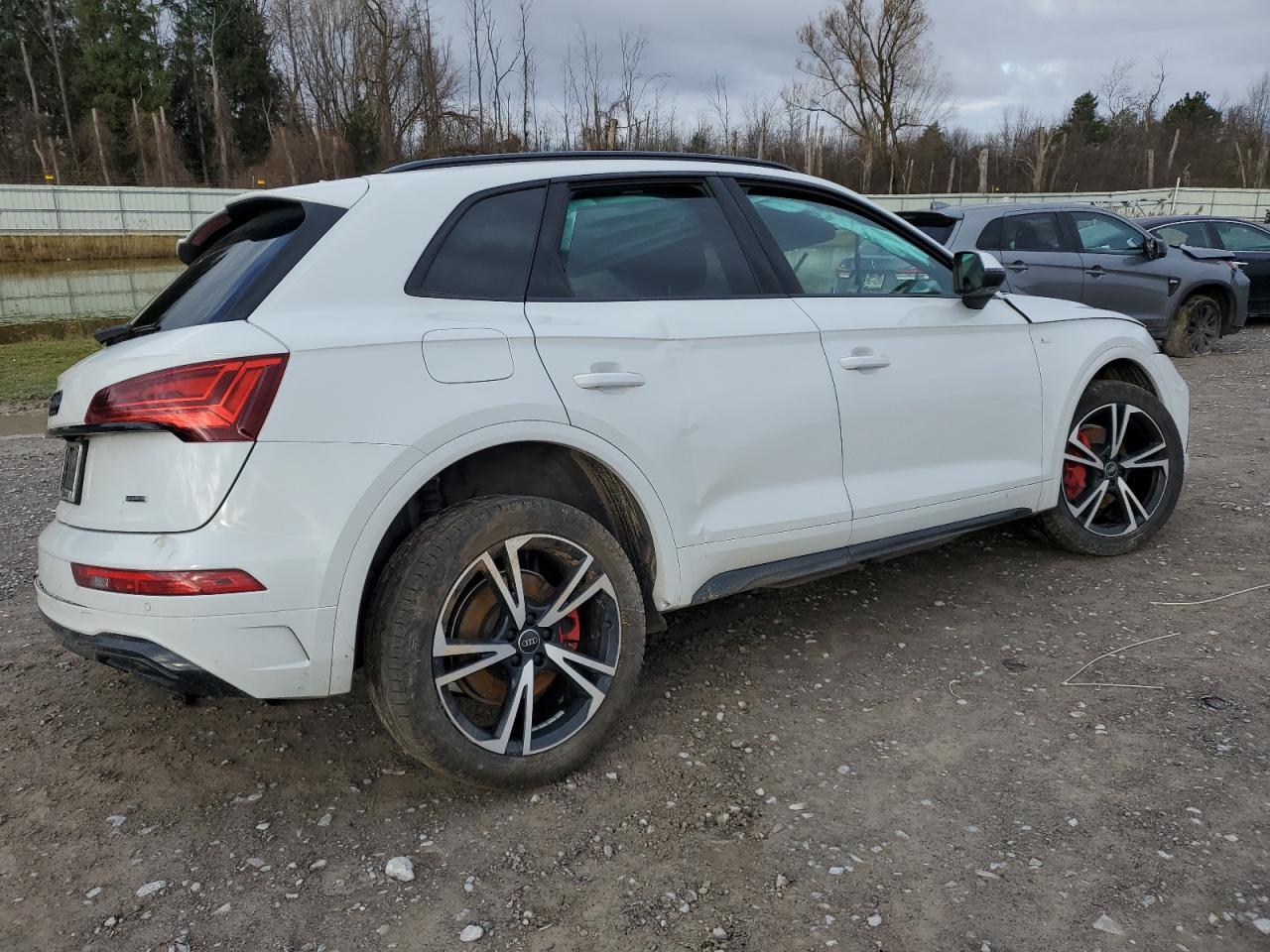 AUDI Q5 PREMIUM PLUS 45