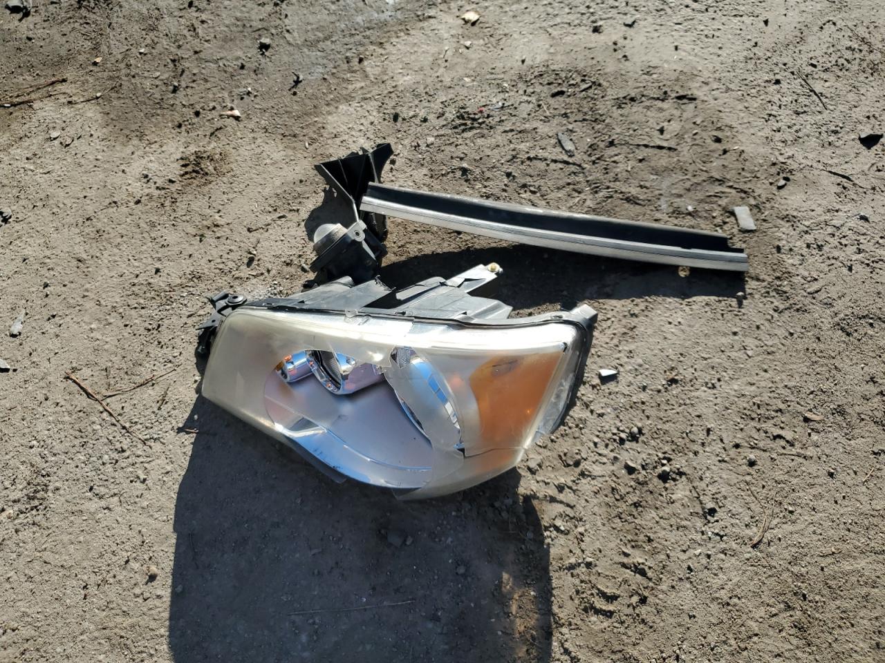 CHRYSLER TOWN & COUNTRY TOURING L