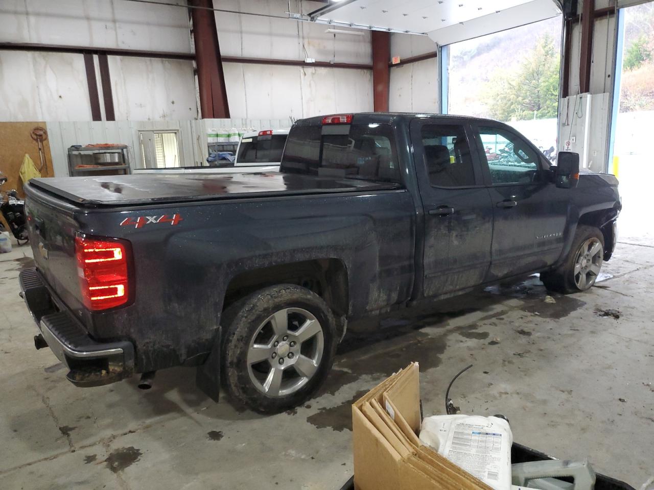 CHEVROLET SILVERADO K1500 LT