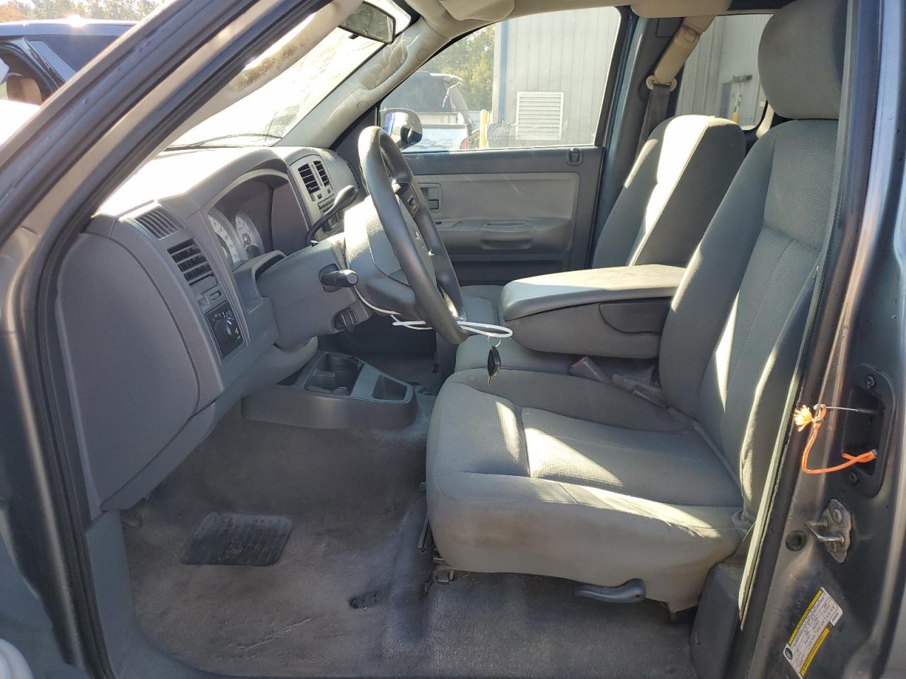 Lot #3301793406 2006 DODGE DAKOTA SLT