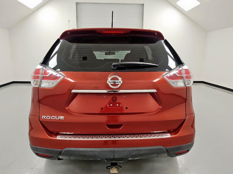 2015 NISSAN ROGUE S - KNMAT2MTXFP553413