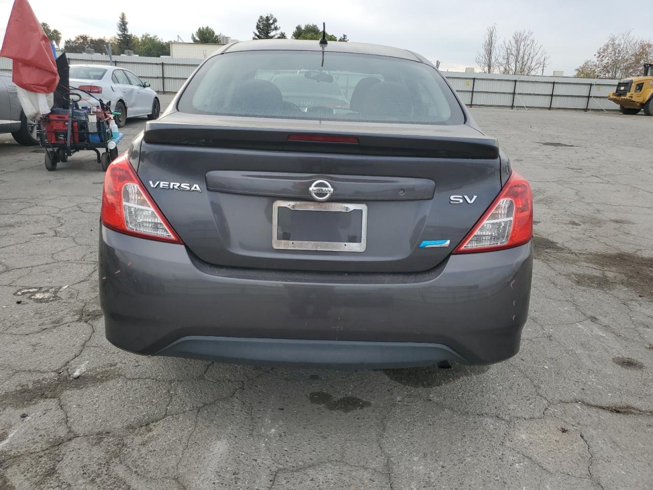 NISSAN VERSA S