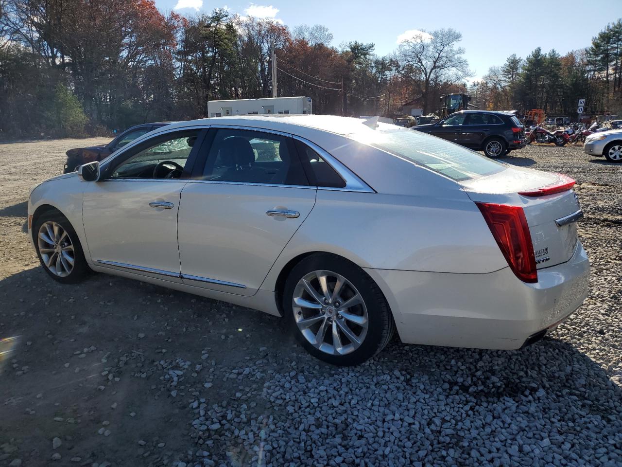 CADILLAC XTS LUXURY COLLECTION