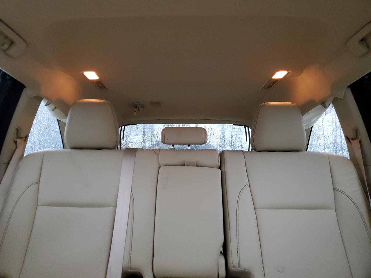 TOYOTA HIGHLANDER SE