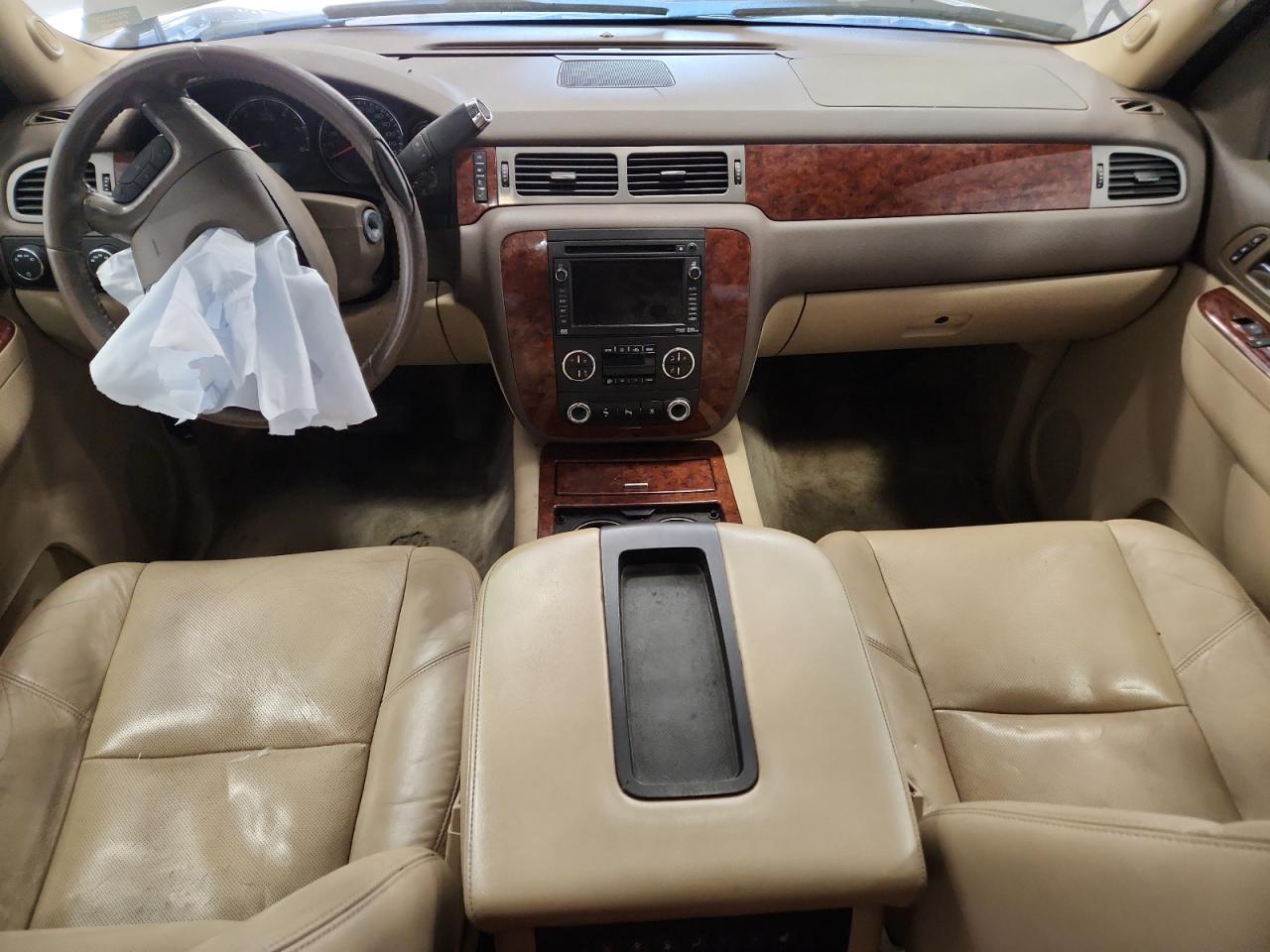 CHEVROLET TAHOE K1500 LTZ