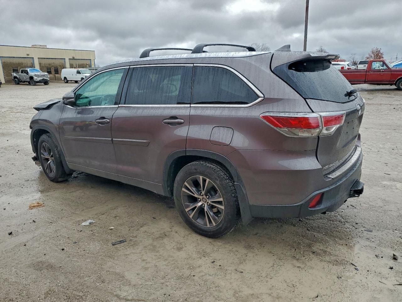 TOYOTA HIGHLANDER XLE