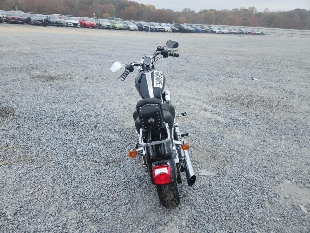 2007 HARLEY-DAVIDSON XL1200 C - 1HD1CT3157K440035