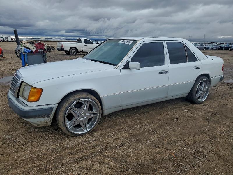 MERCEDES-BENZ 300 E 2.8