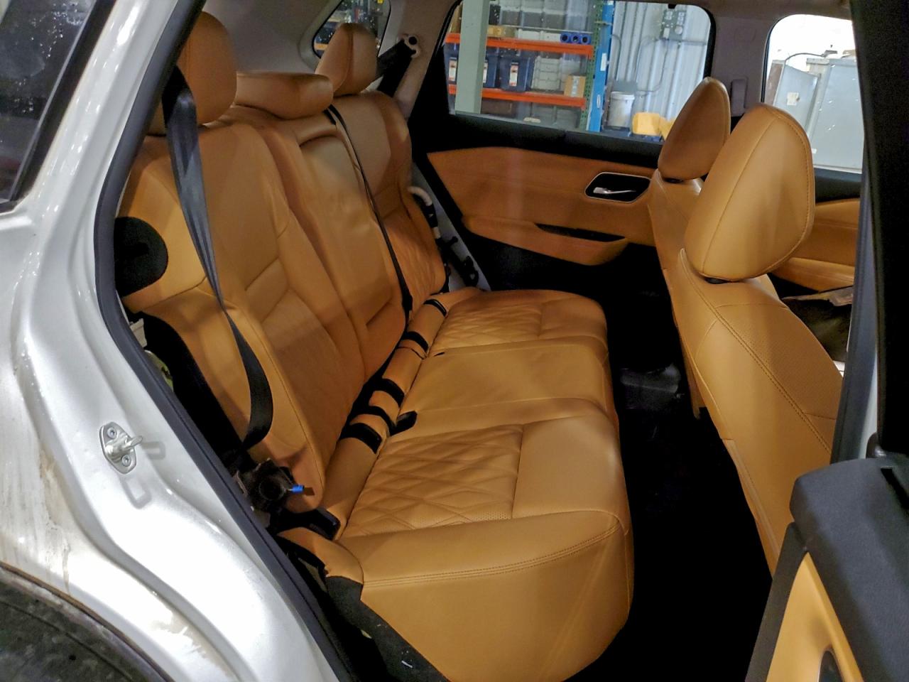 NISSAN ROGUE PLATINUM