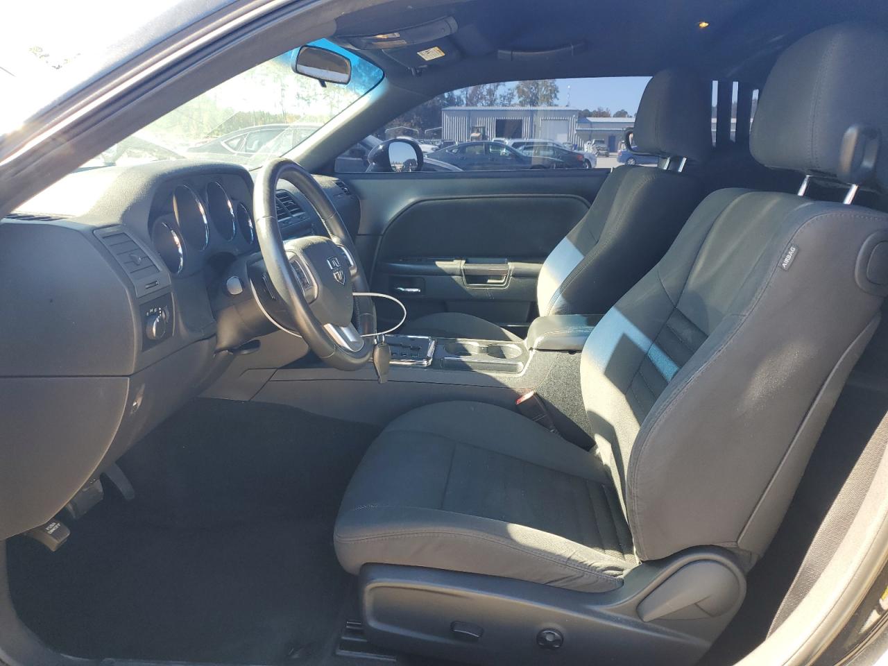 DODGE CHALLENGER SXT