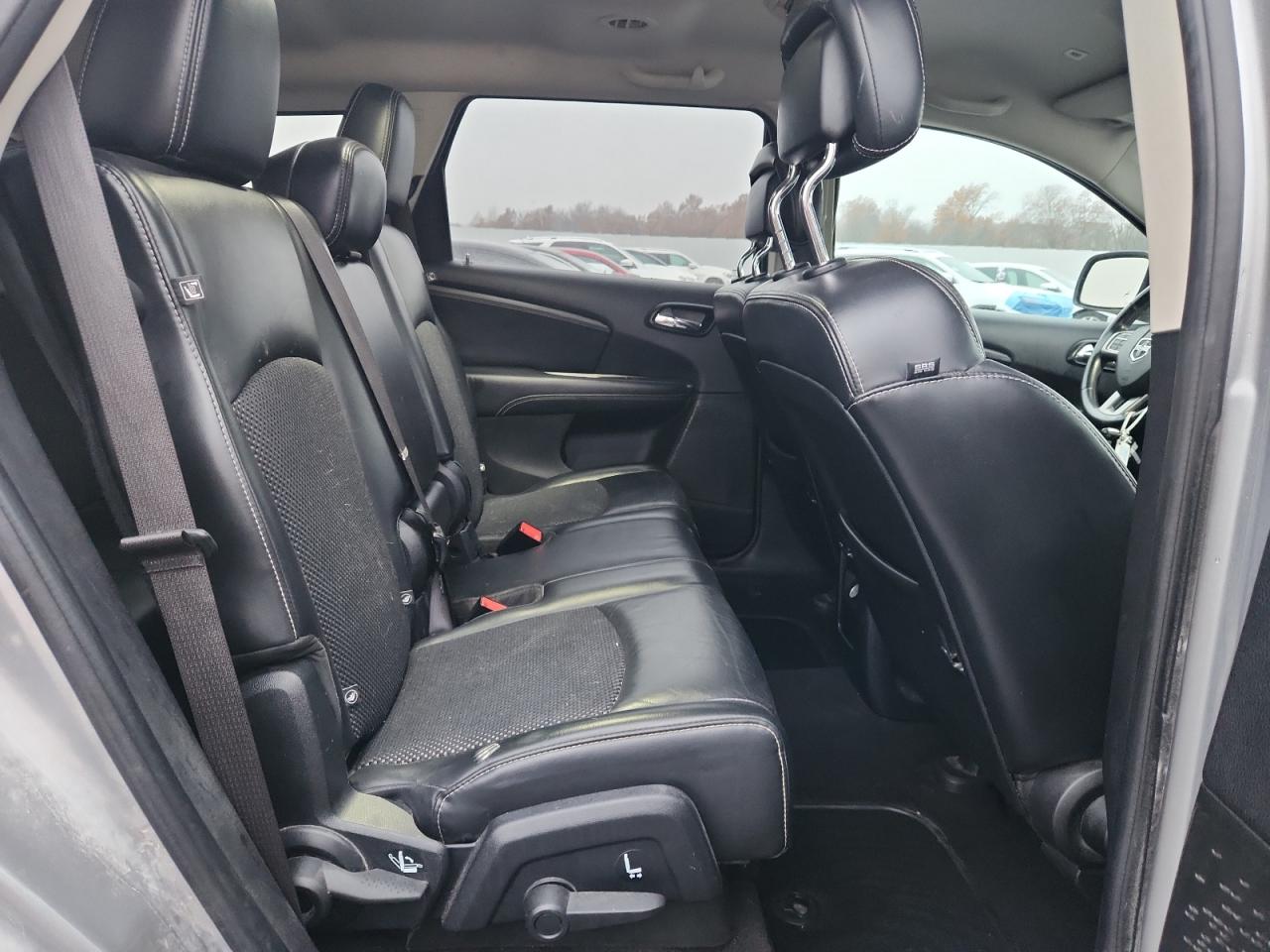 DODGE JOURNEY CROSSROAD