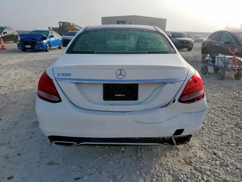 2016 MERCEDES-BENZ C 300 - 55SWF4JB0GU140219