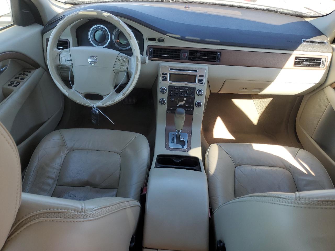 Lot #3297163508 2009 VOLVO XC70 3.2