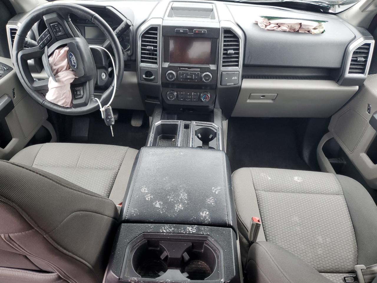 FORD F-150 SUPERCREW