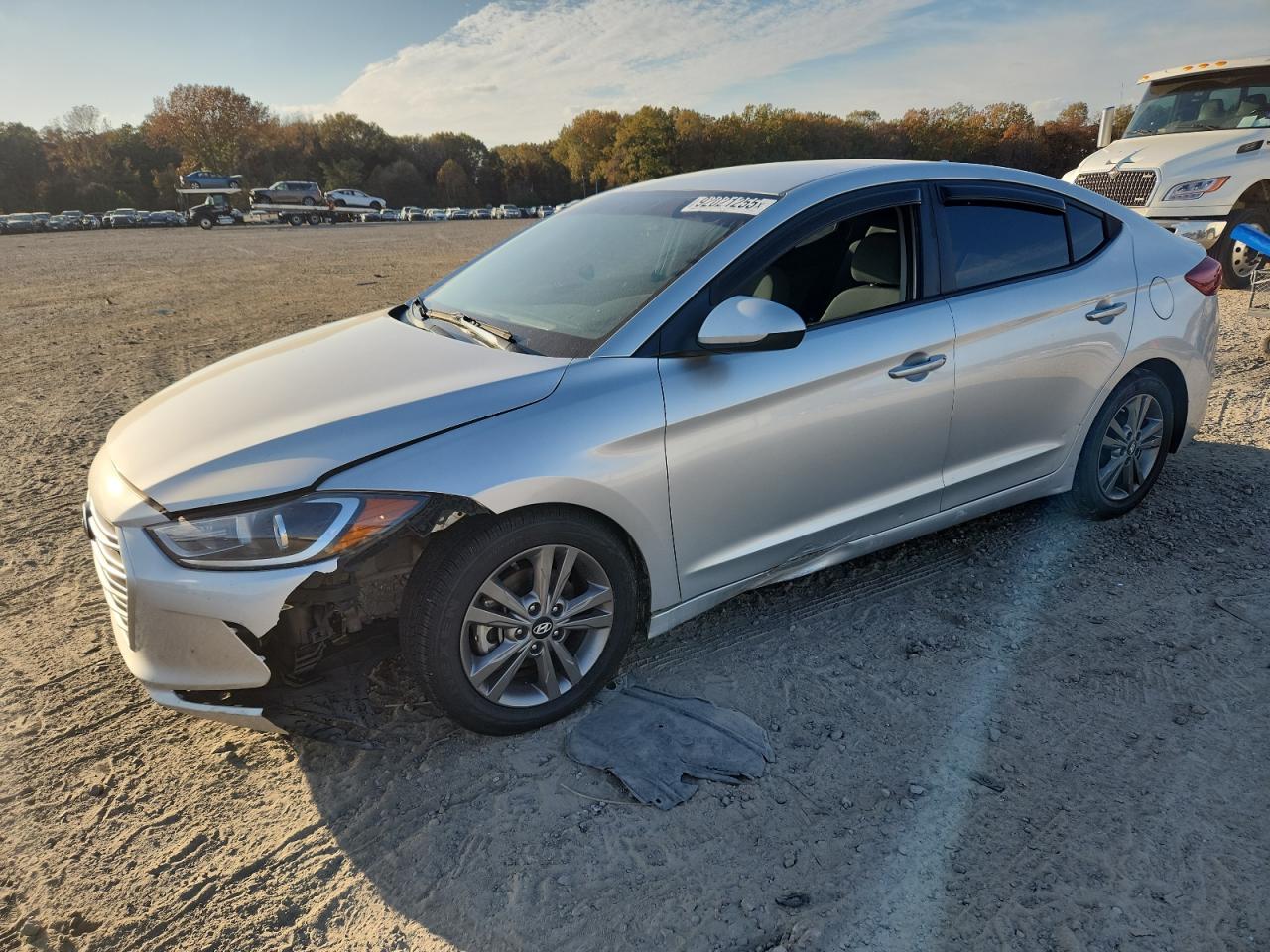 HYUNDAI ELANTRA SE