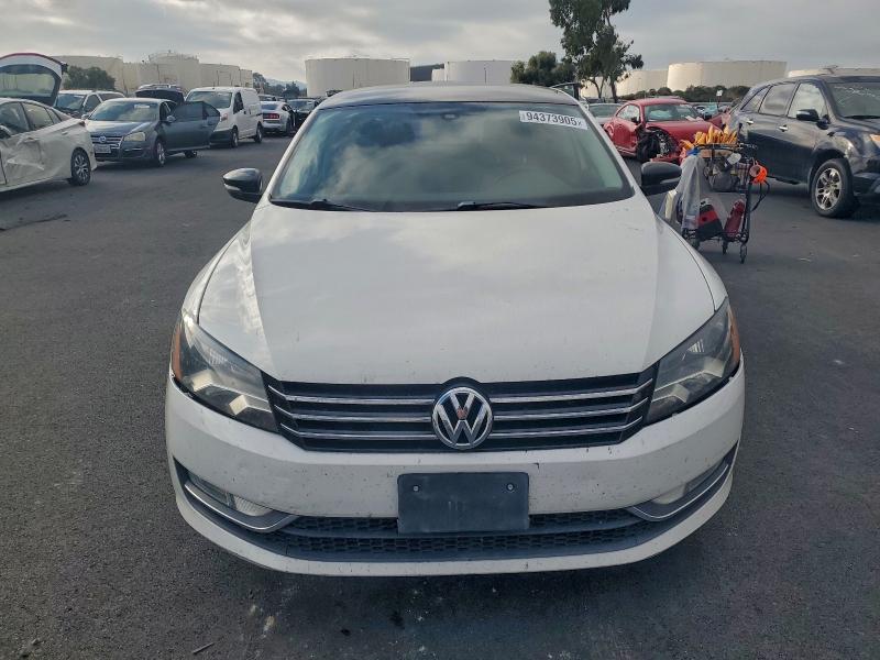 2015 VOLKSWAGEN PASSAT SE #3302687084