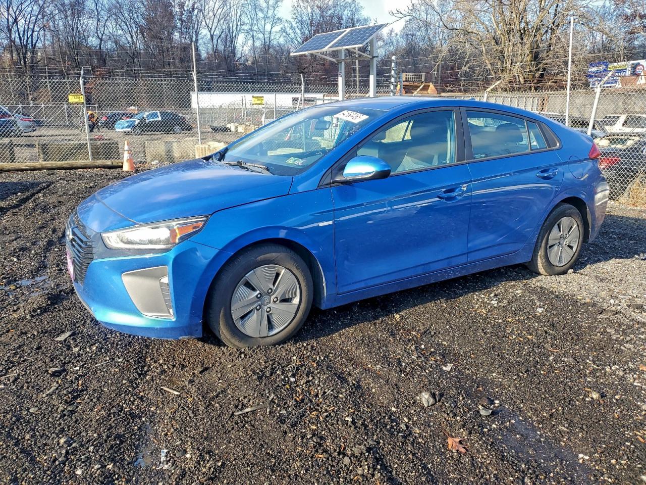 HYUNDAI IONIQ BLUE