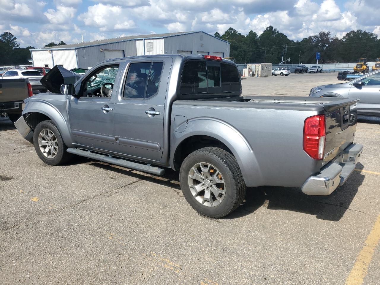 NISSAN FRONTIER S