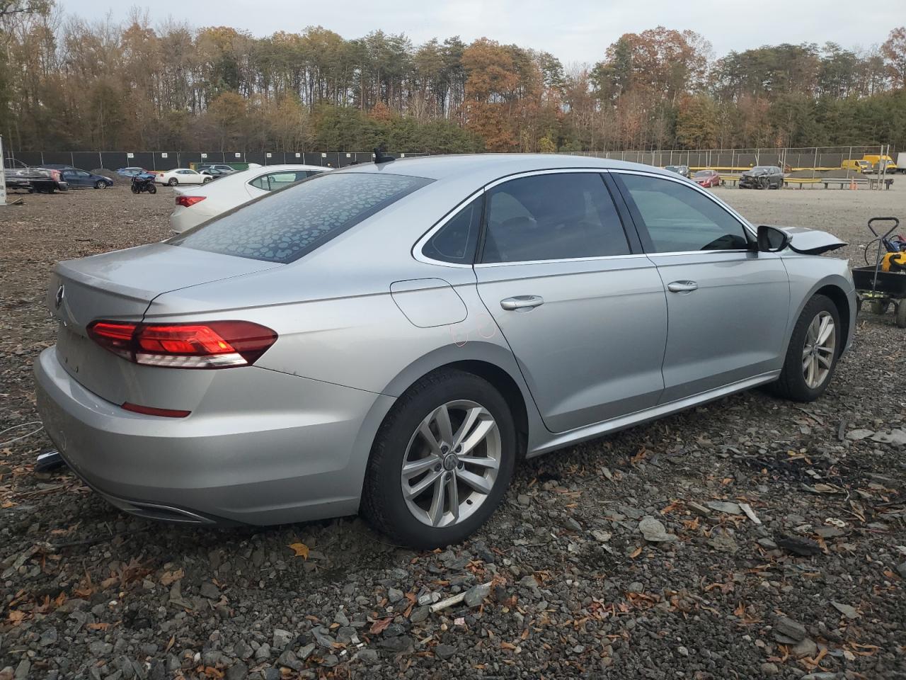 VOLKSWAGEN PASSAT SE