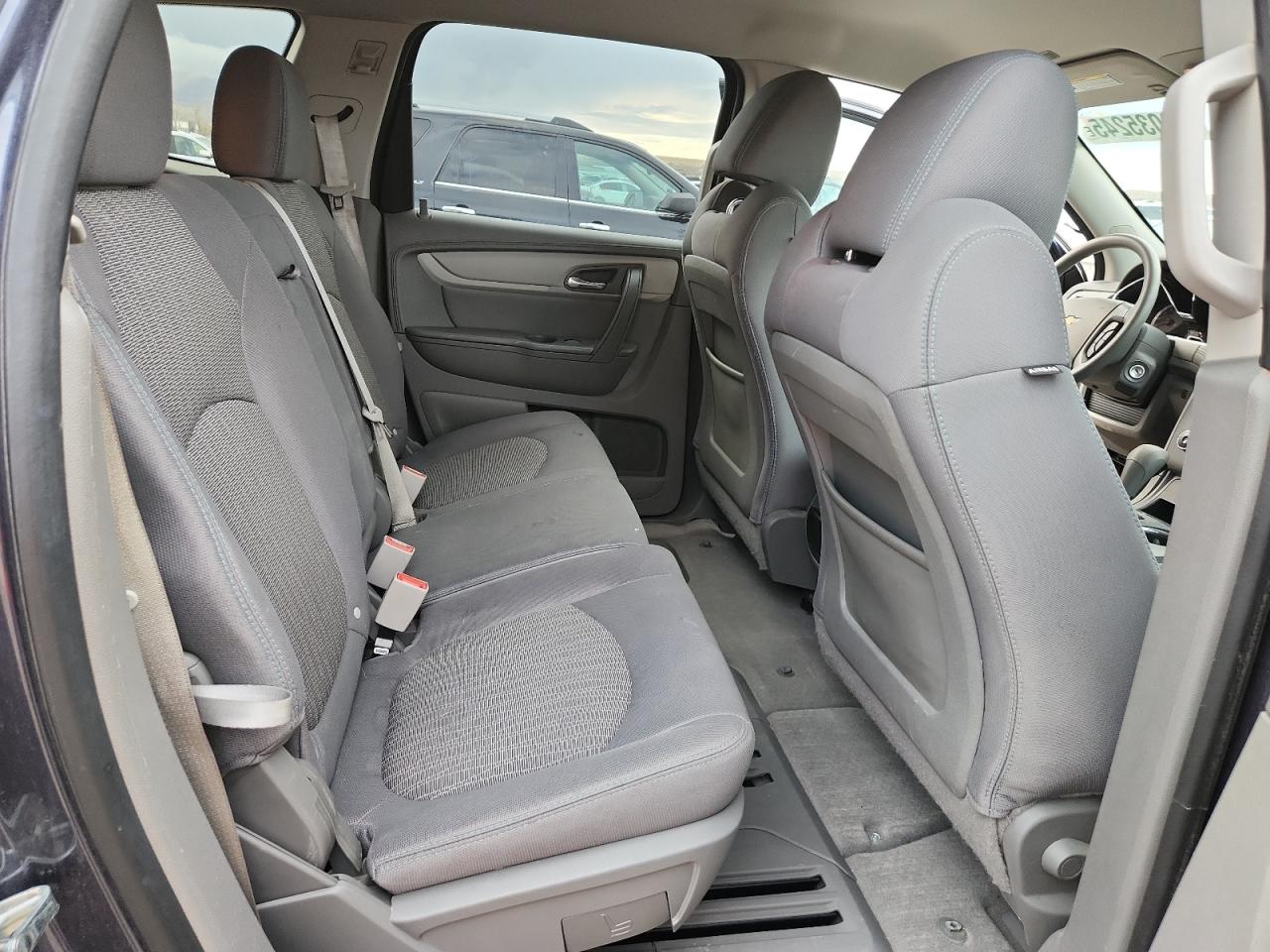 CHEVROLET TRAVERSE LS