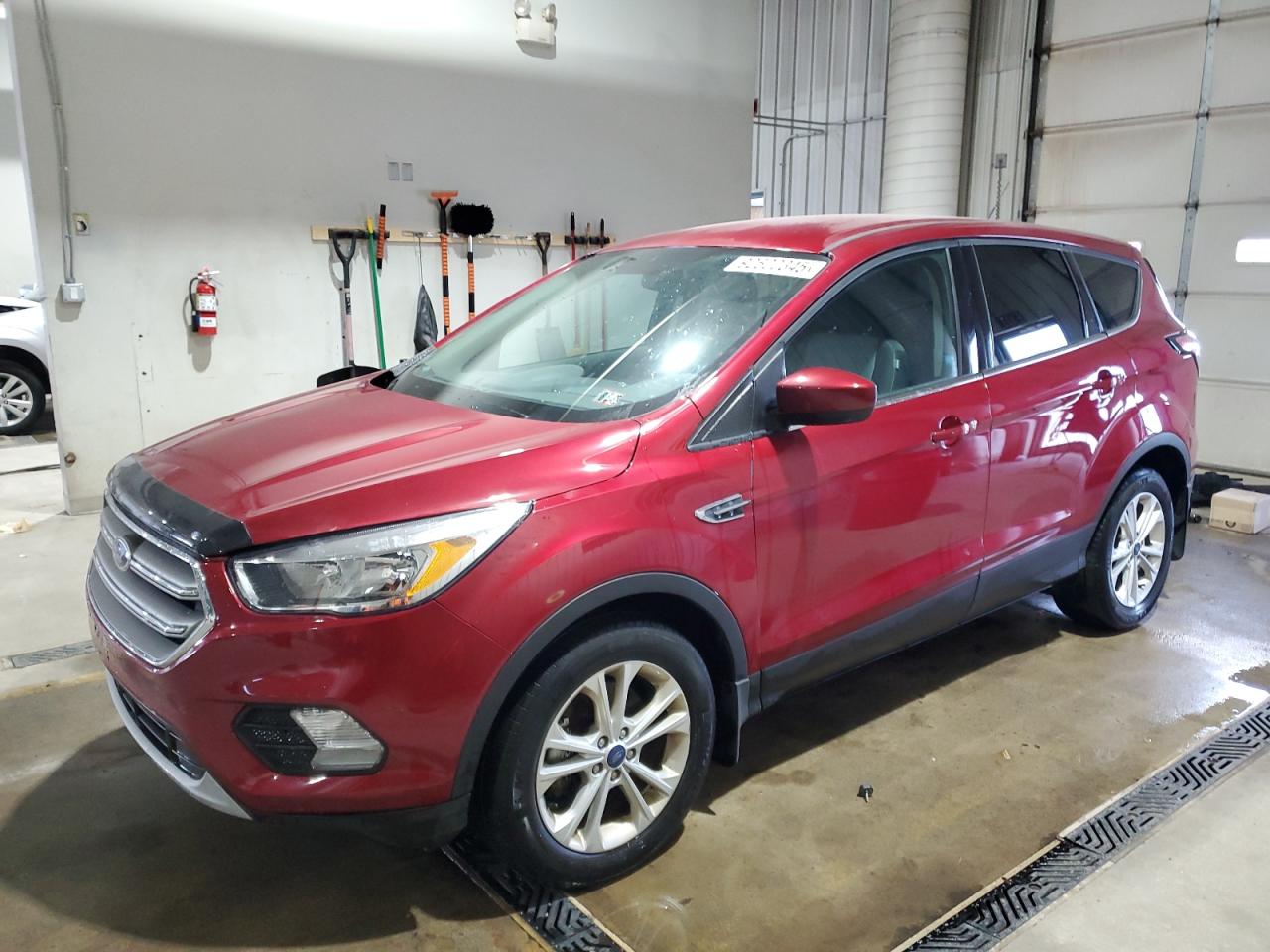 Lot #3301962440 2017 FORD ESCAPE SE