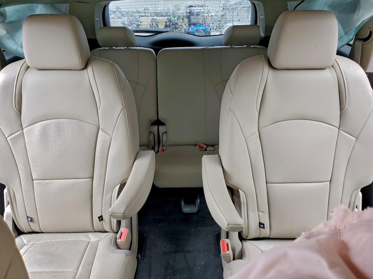 BUICK ENCLAVE ESSENCE