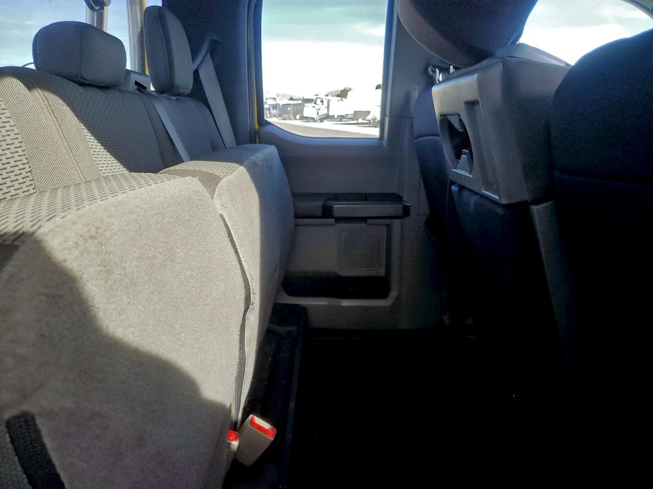 FORD F-450 SUPER DUTY