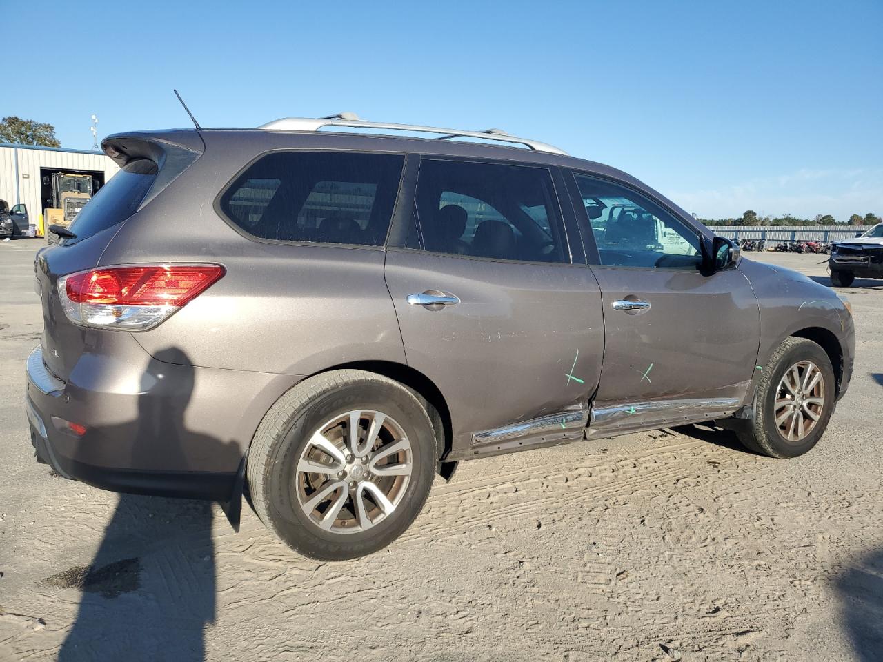 NISSAN PATHFINDER S