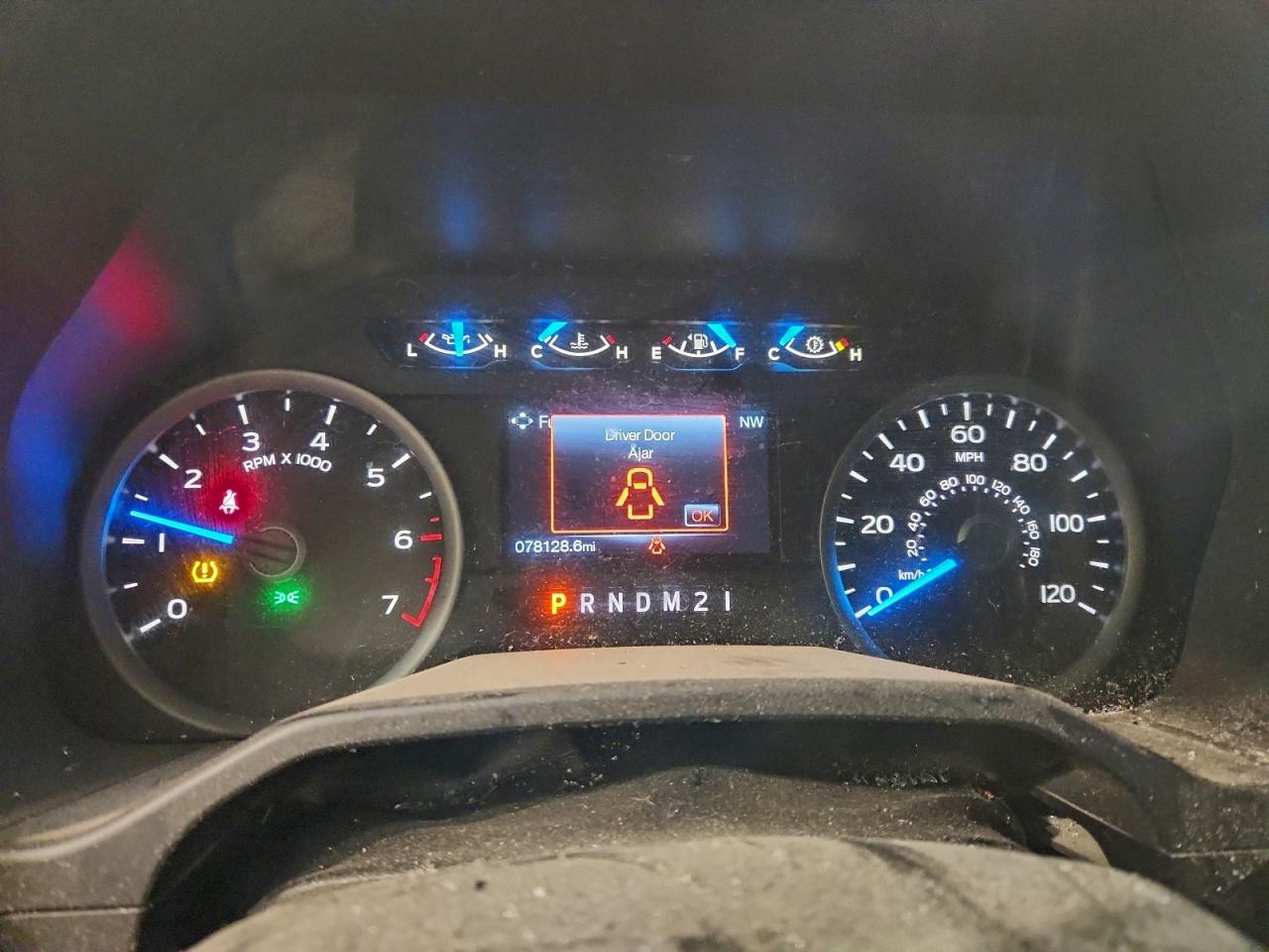 FORD F-150 SUPER CAB